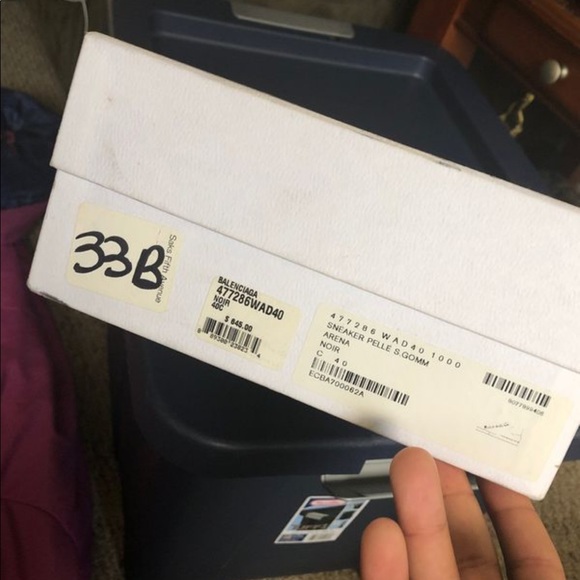 Balenciagas arenas worn 1 time for prom - Picture 8 of 8